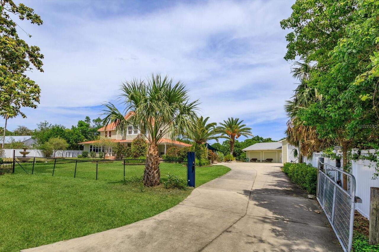 Listing Photo 8