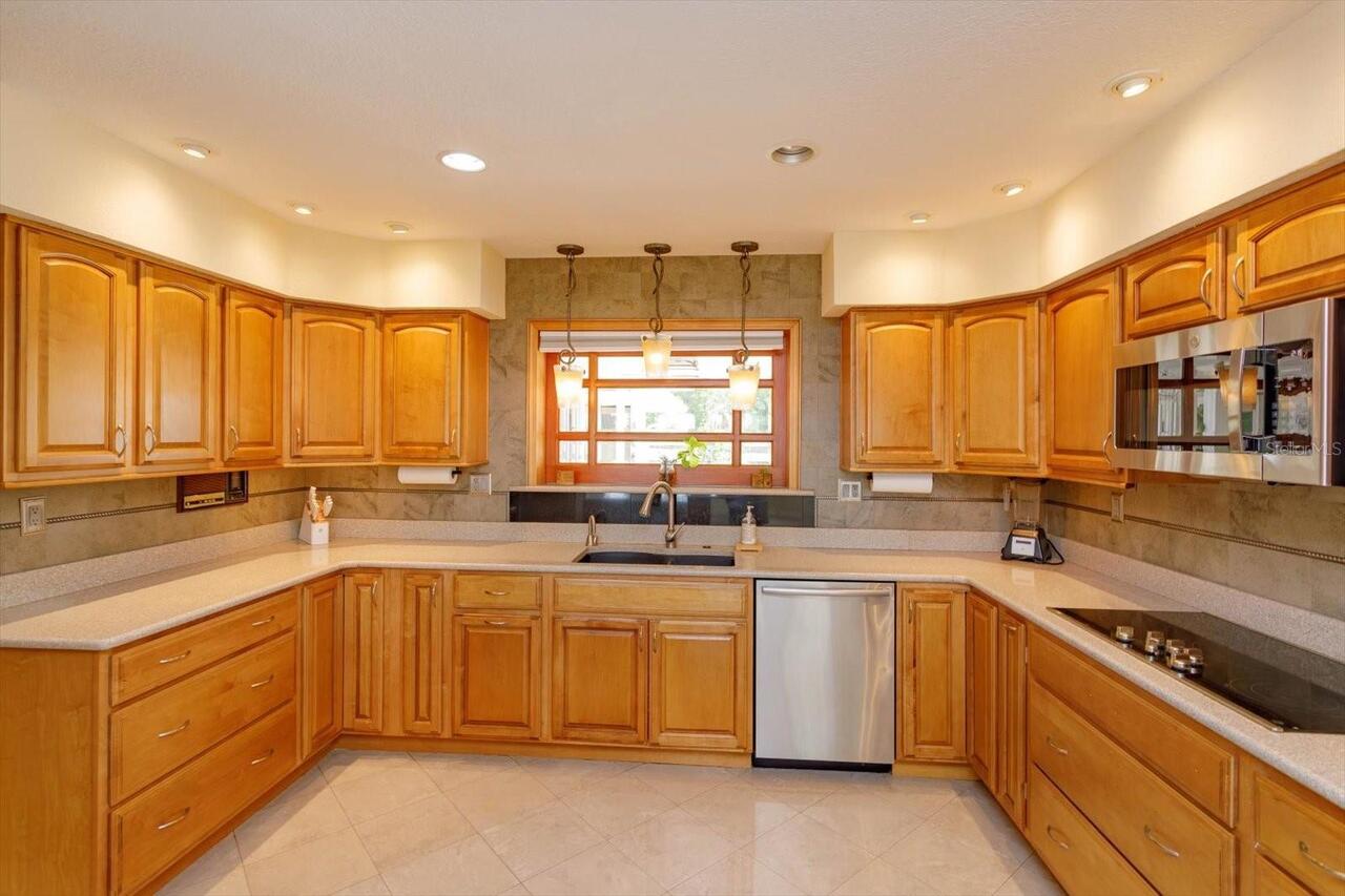 Listing Photo 18