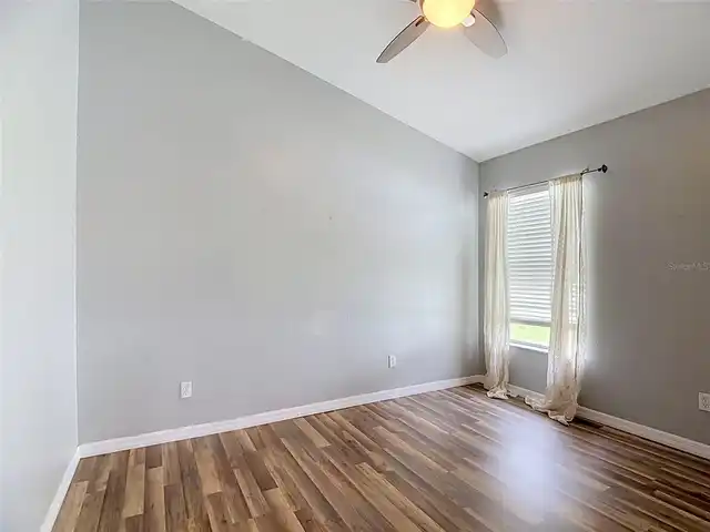 Listing Photo 38