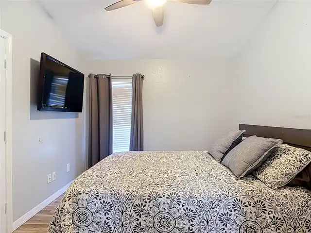 Listing Photo 43