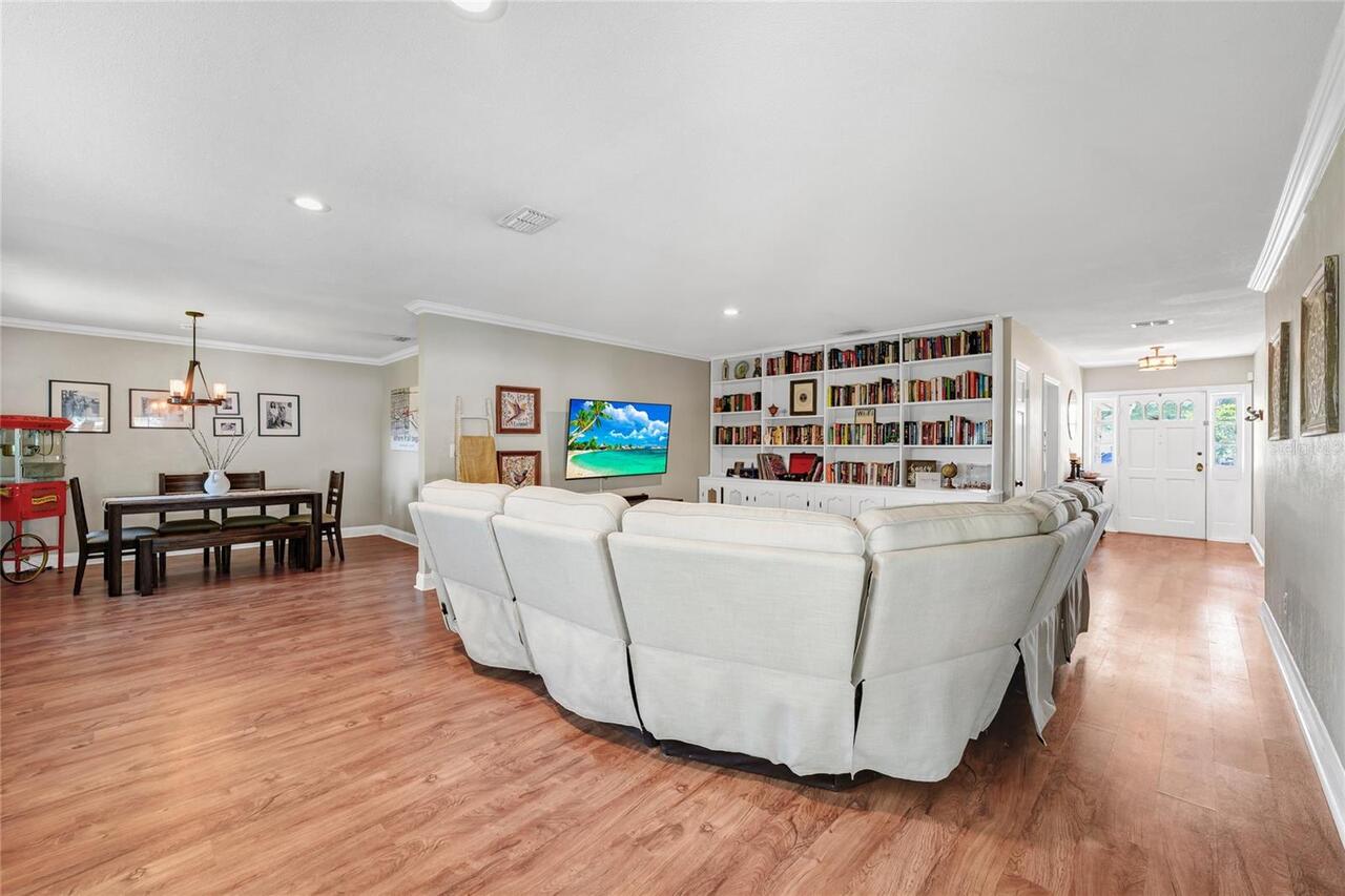 Listing Photo 15