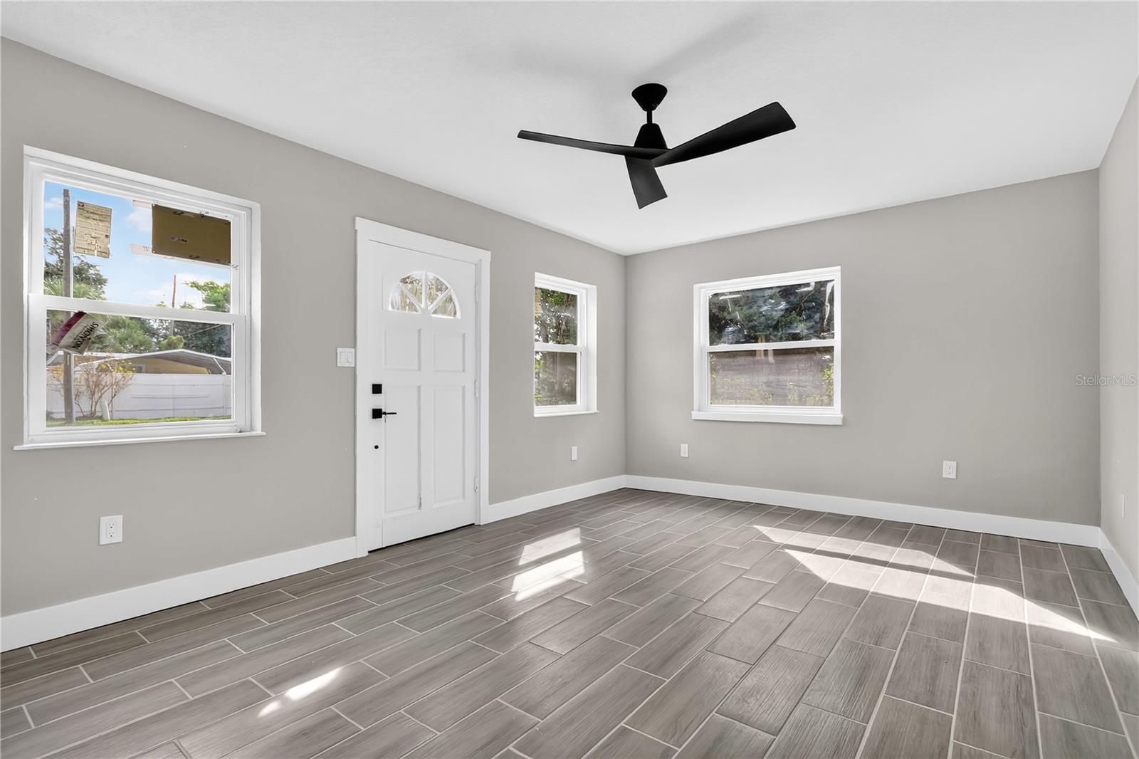 Listing Photo 16