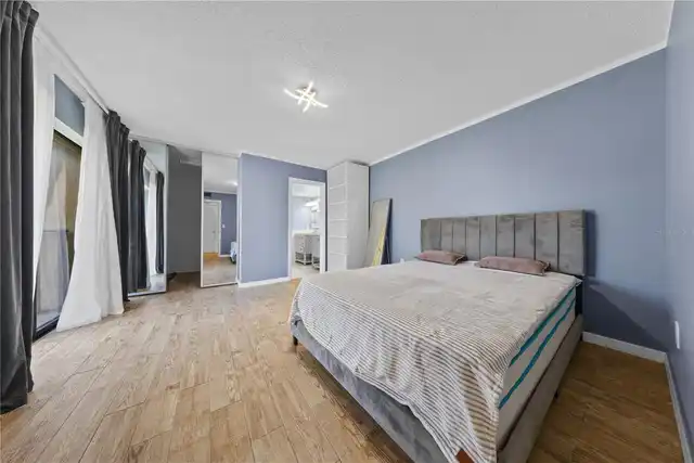 Listing Photo 25