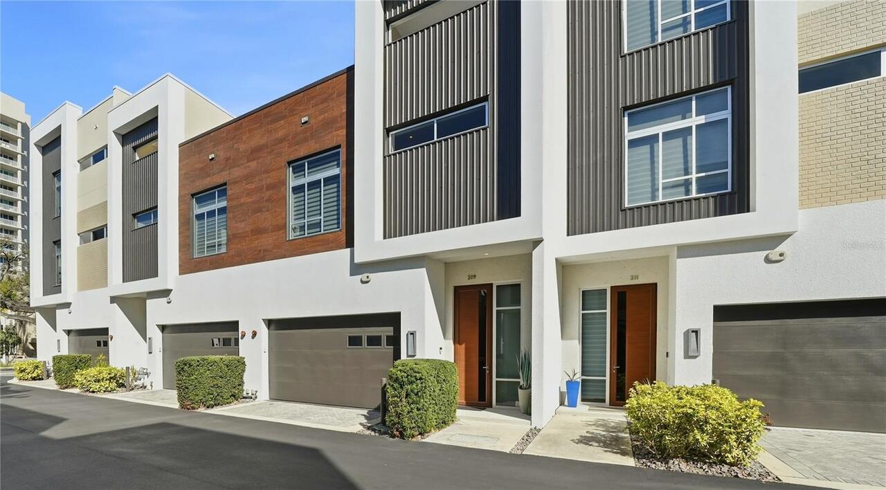 Sarasota Real Estate