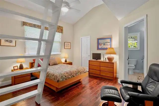 Listing Photo 43