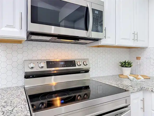 Listing Photo 13