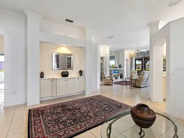 Listing Photo 7