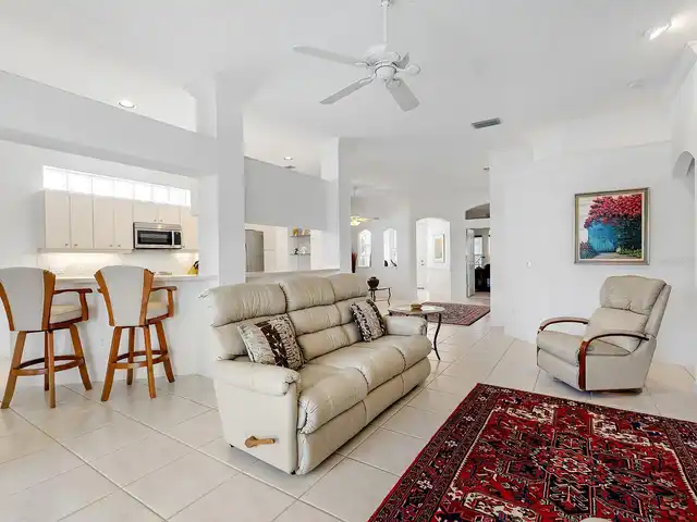 Listing Photo 15