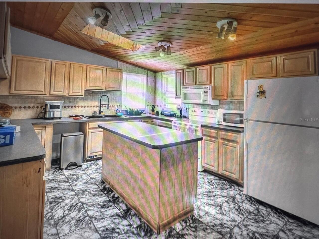 Listing Photo 21