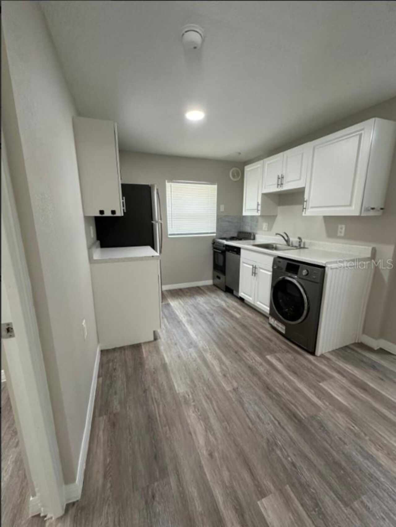 Listing Photo 6