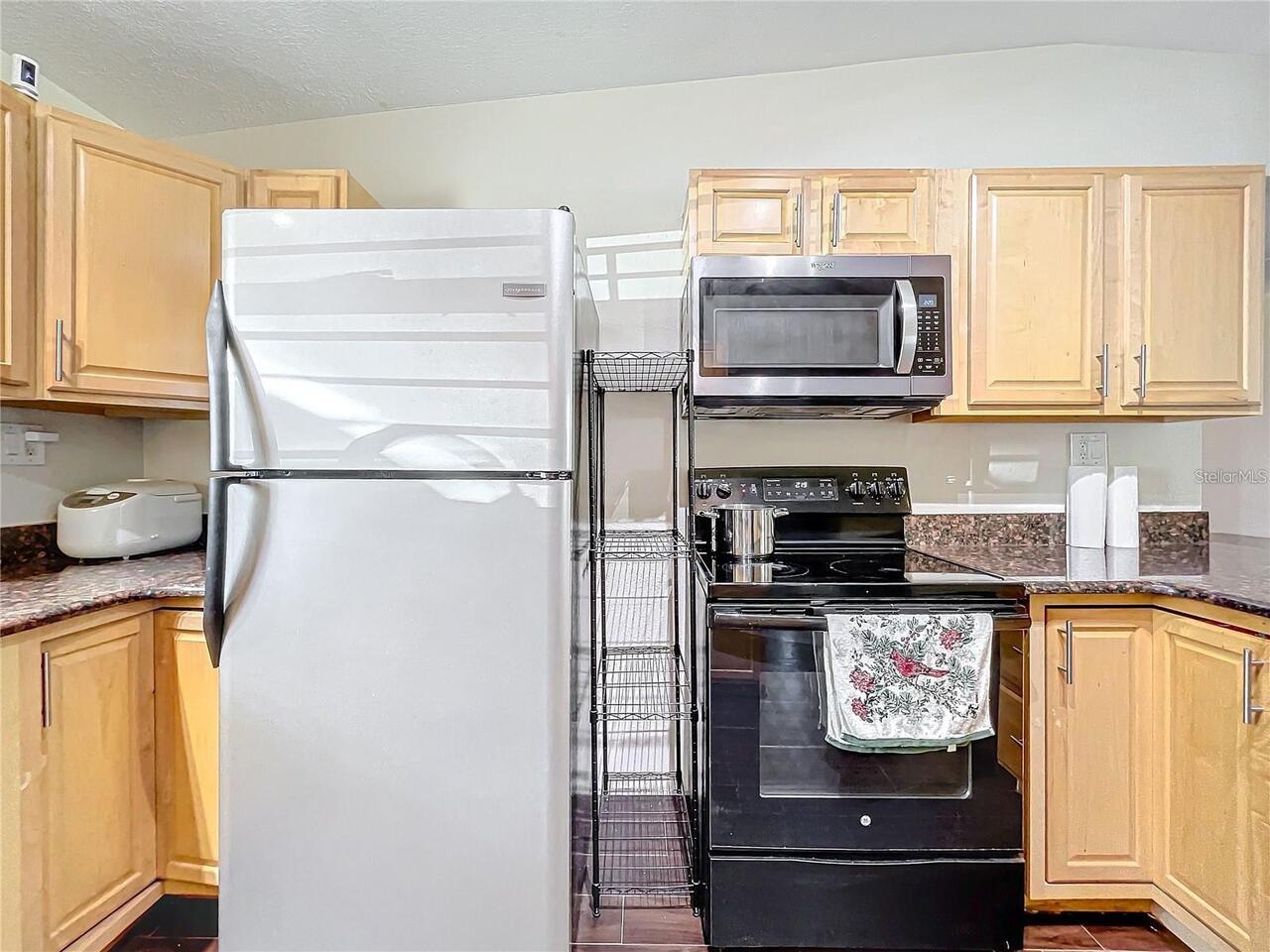 Listing Photo 16