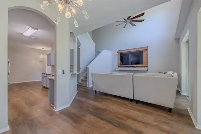 Listing Photo 19
