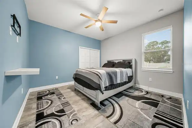 Listing Photo 18