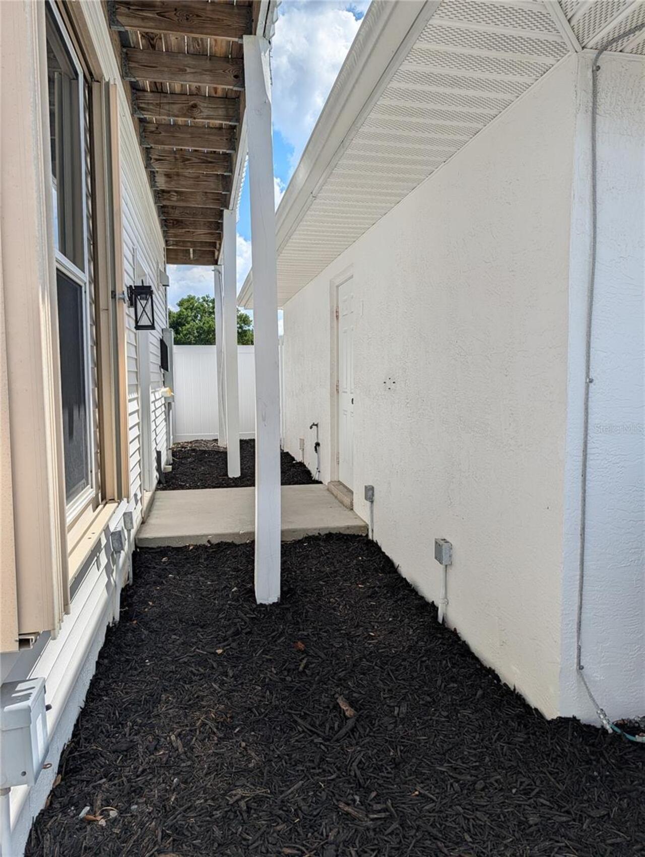 Listing Photo 16