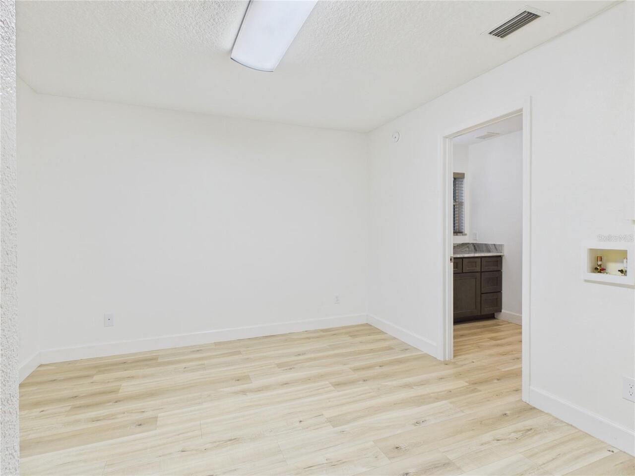 Listing Photo 26
