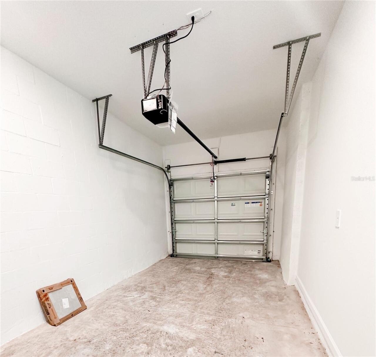 Listing Photo 11