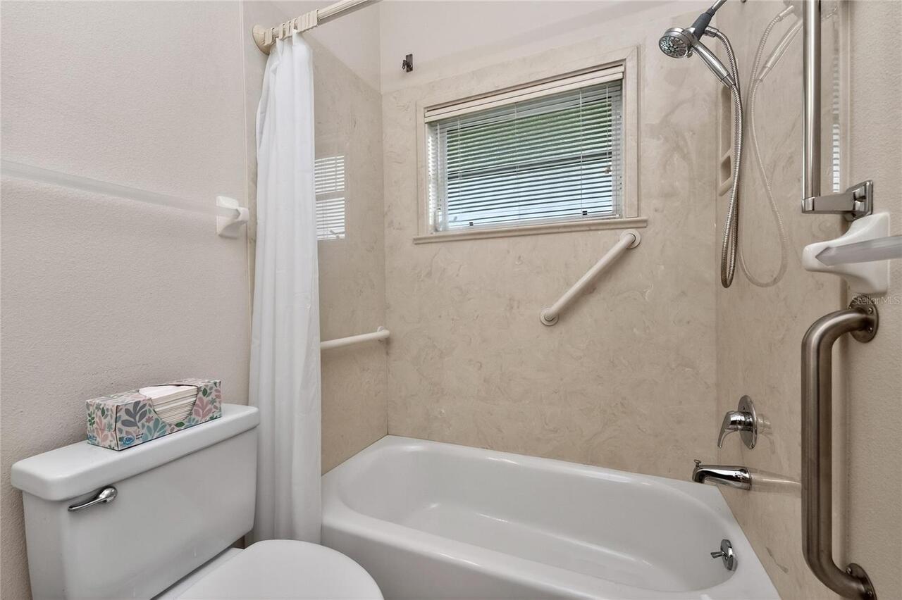 Listing Photo 33