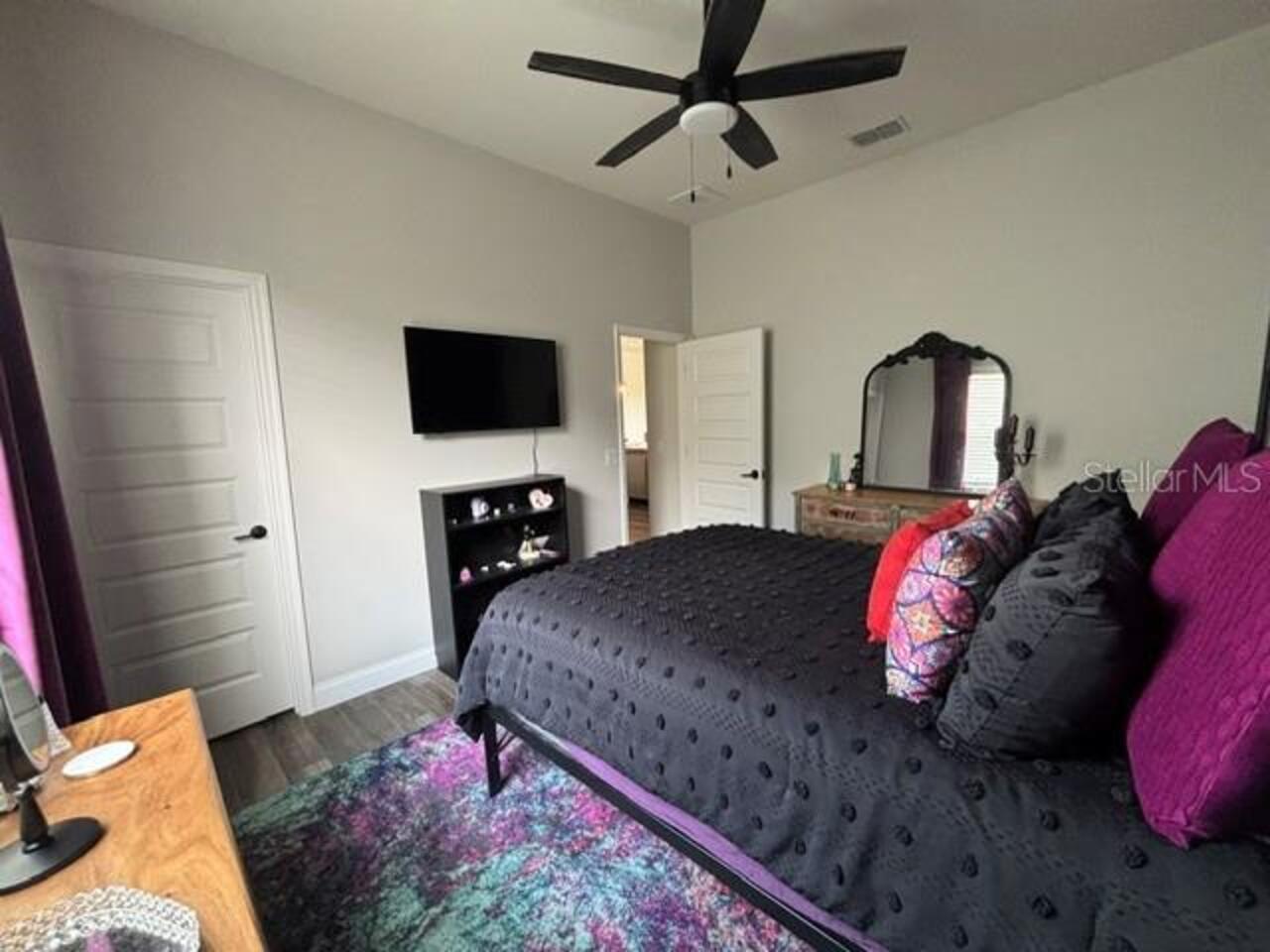 Listing Photo 14
