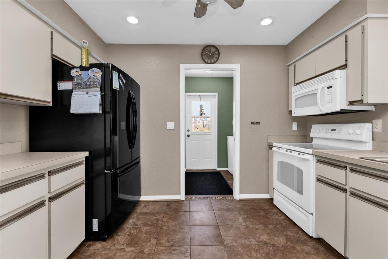 Listing Photo 15