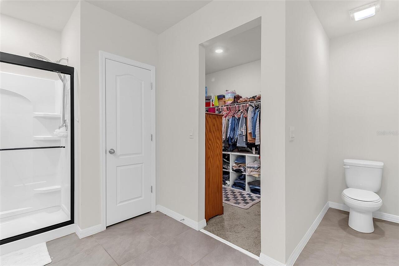 Listing Photo 12