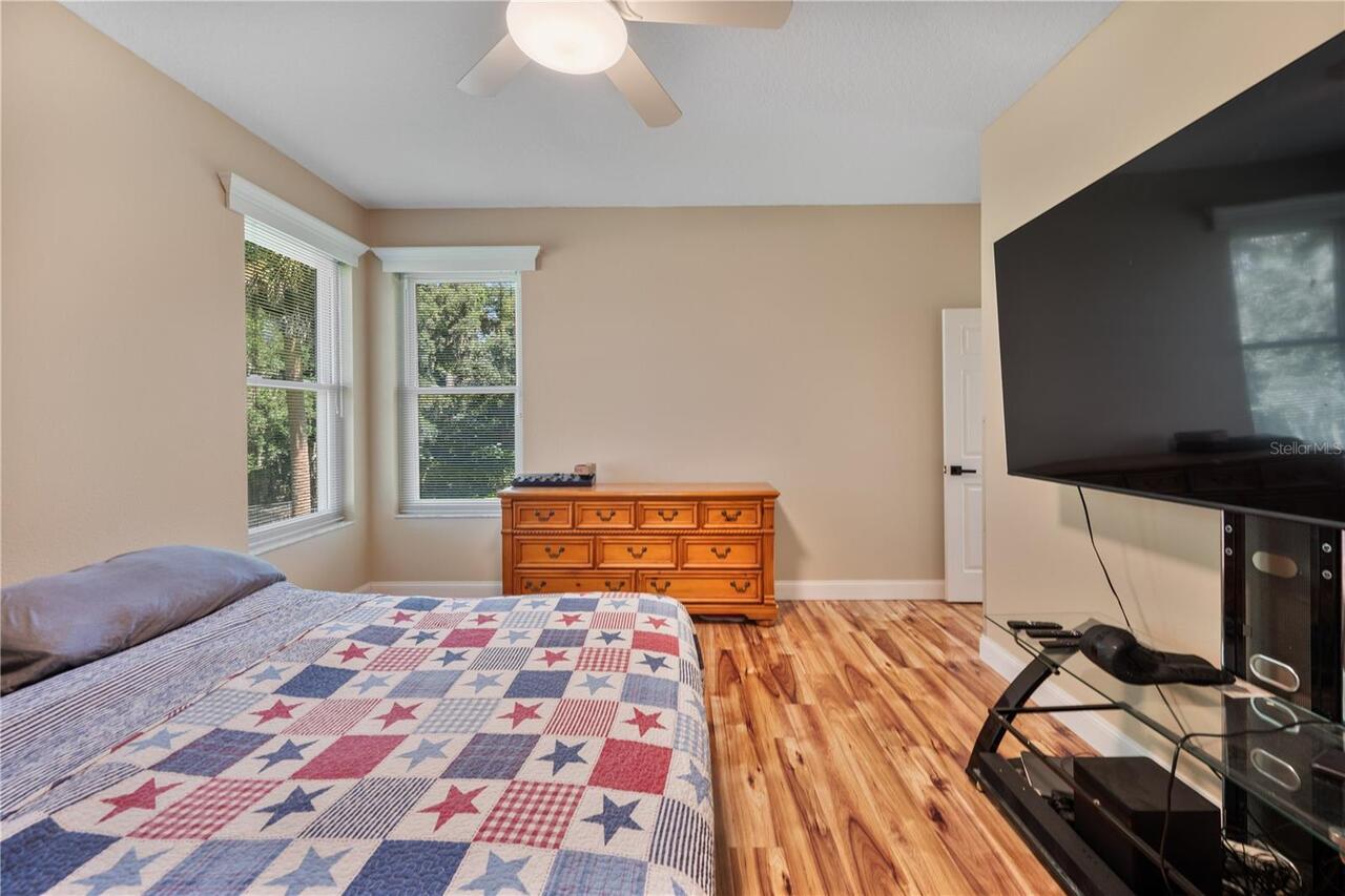 Listing Photo 32