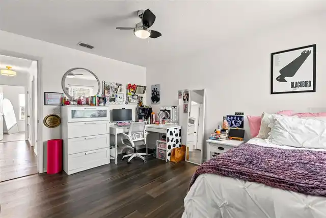 Listing Photo 19