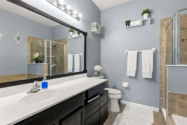 Listing Photo 25
