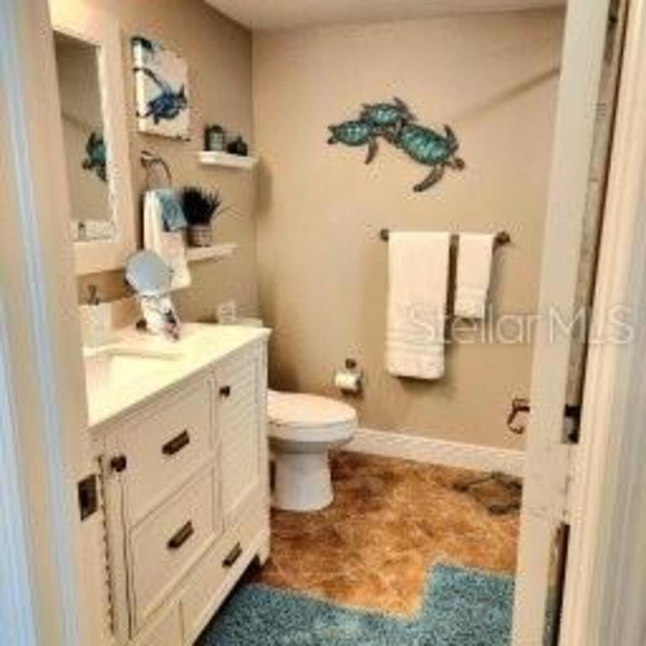 Listing Photo 10