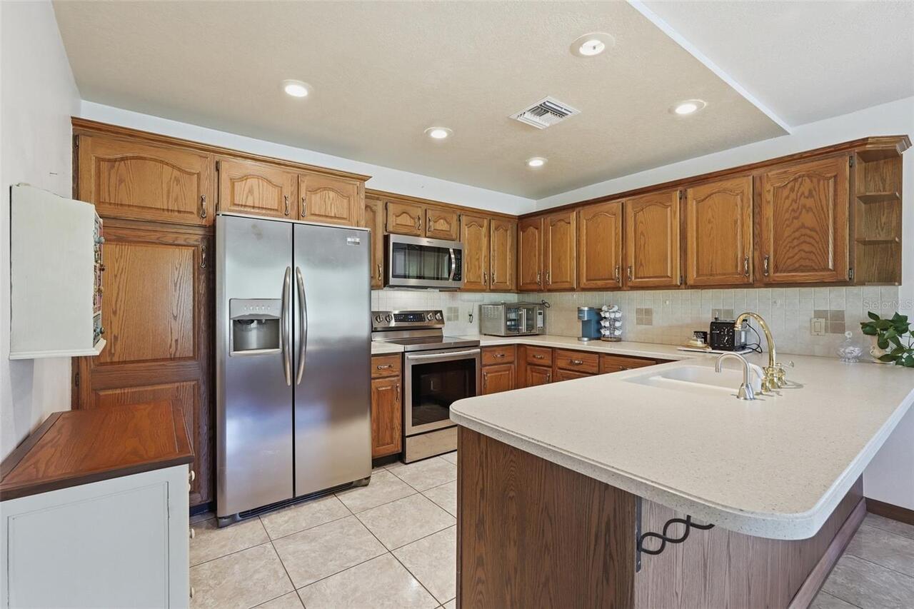 Listing Photo 10