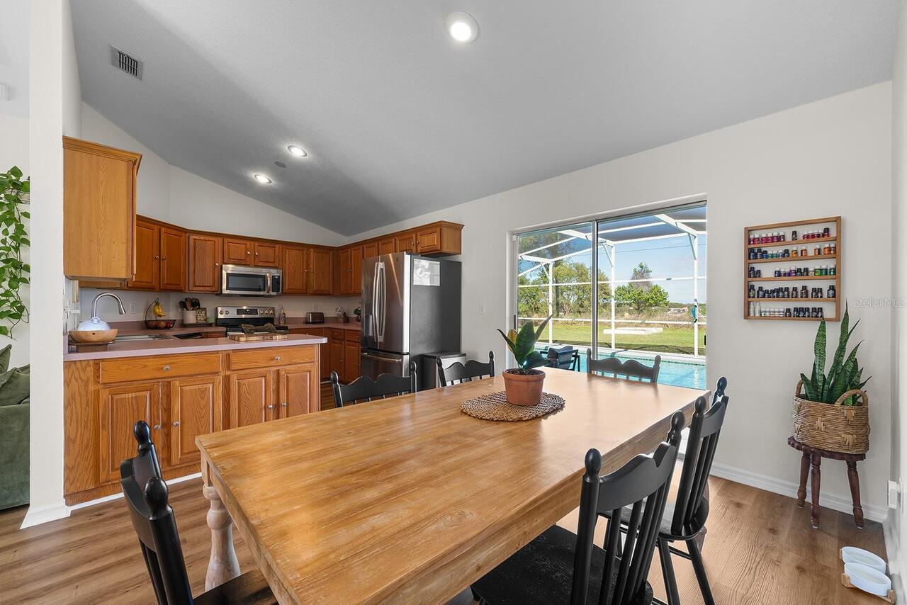 Listing Photo 15
