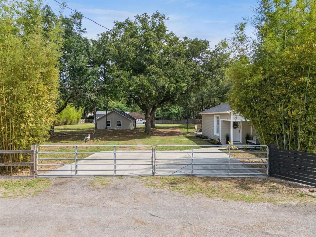 Listing Photo 8