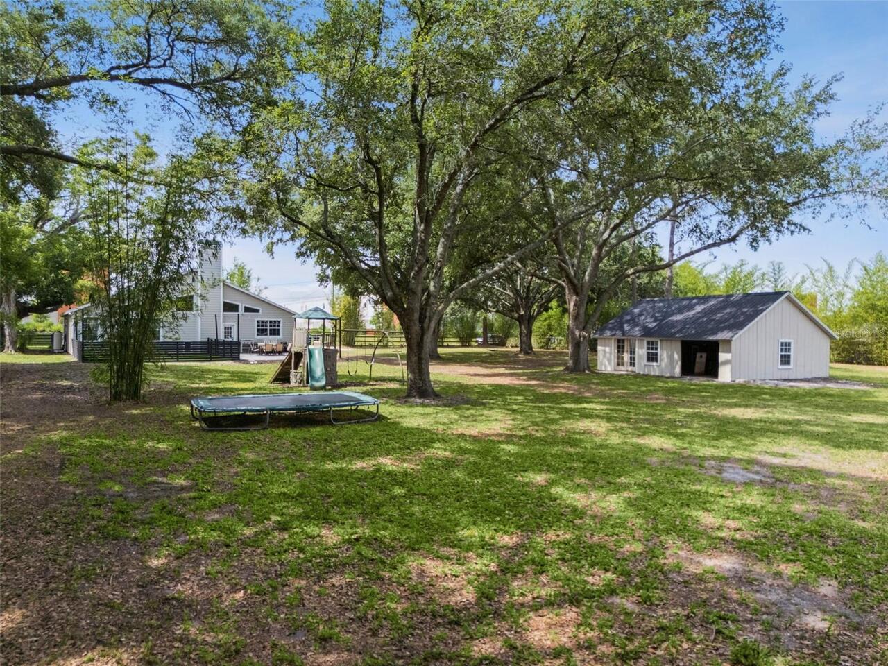 Listing Photo 16