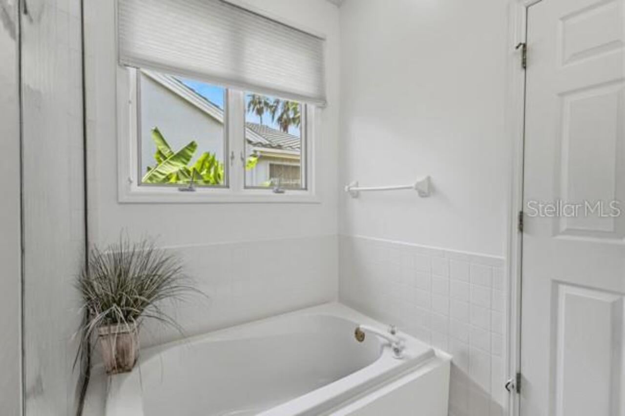 Listing Photo 33
