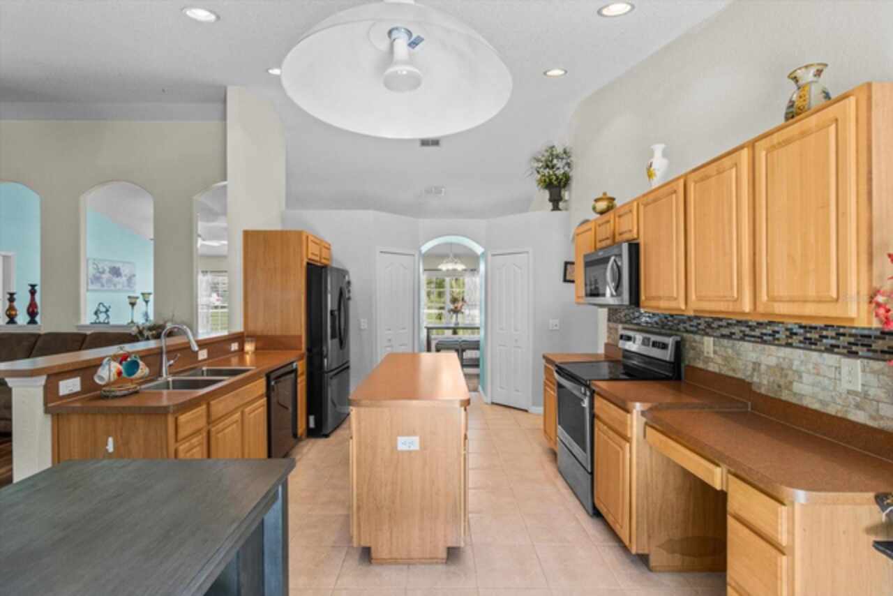 Listing Photo 6