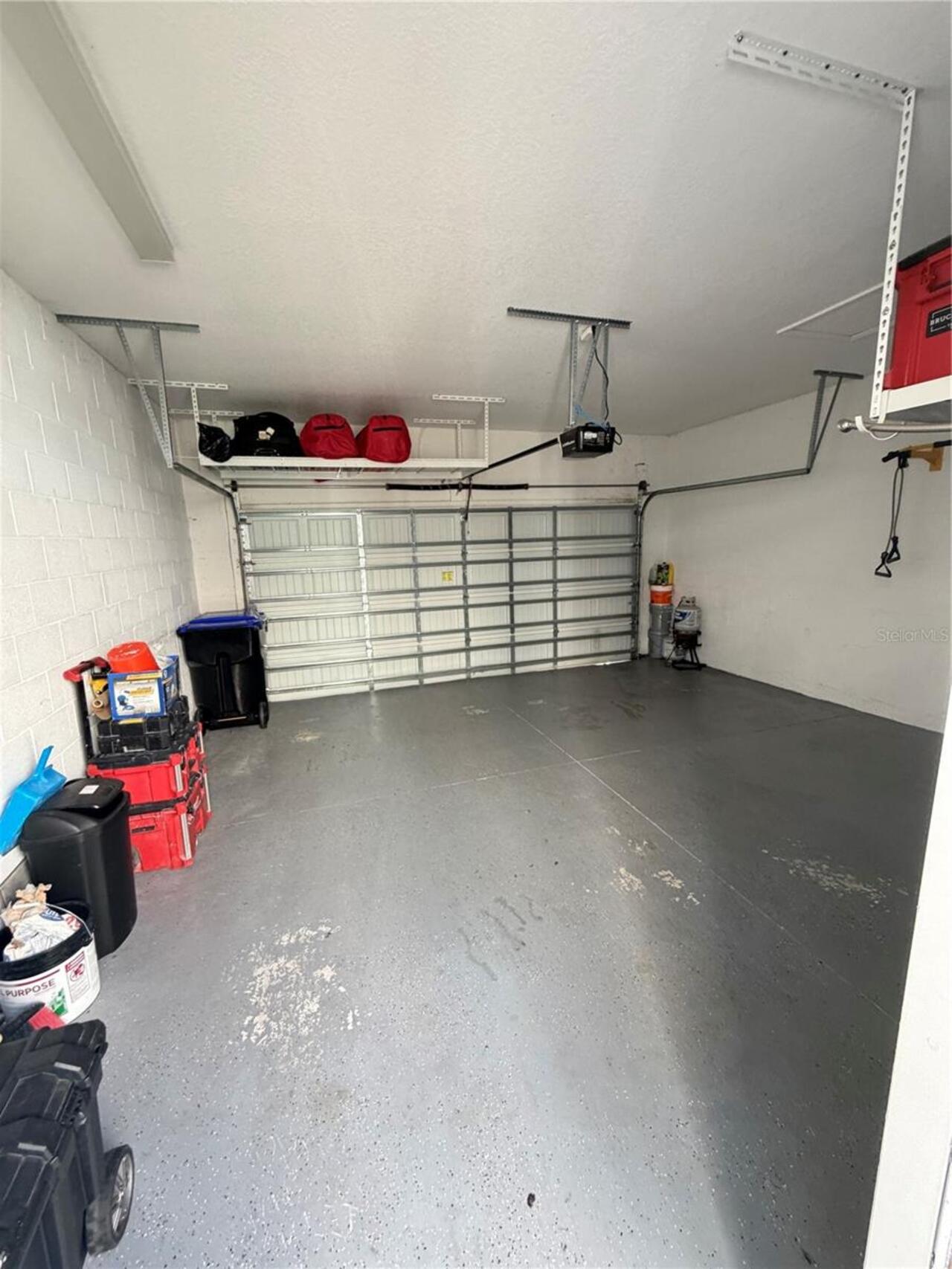 Listing Photo 8