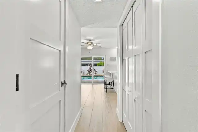 Listing Photo 12