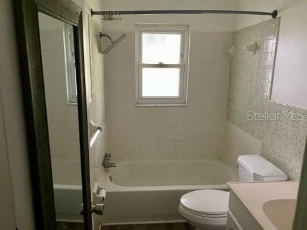 Listing Photo 9