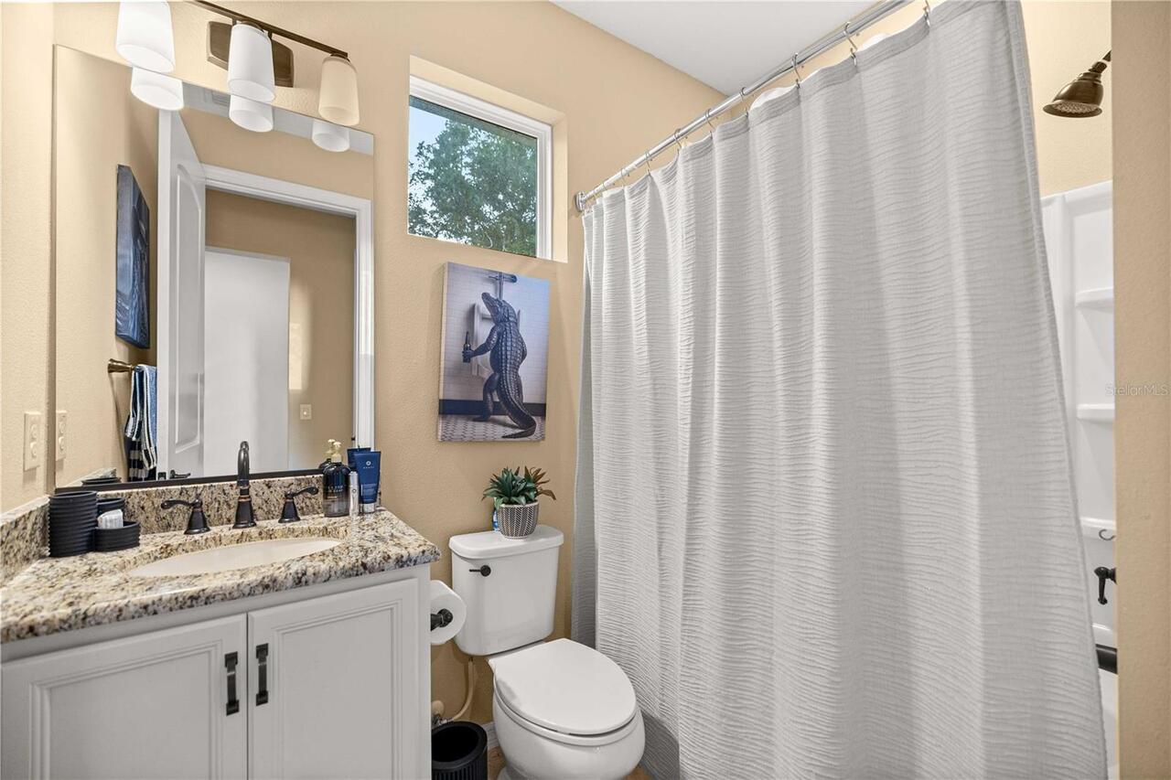 Listing Photo 12