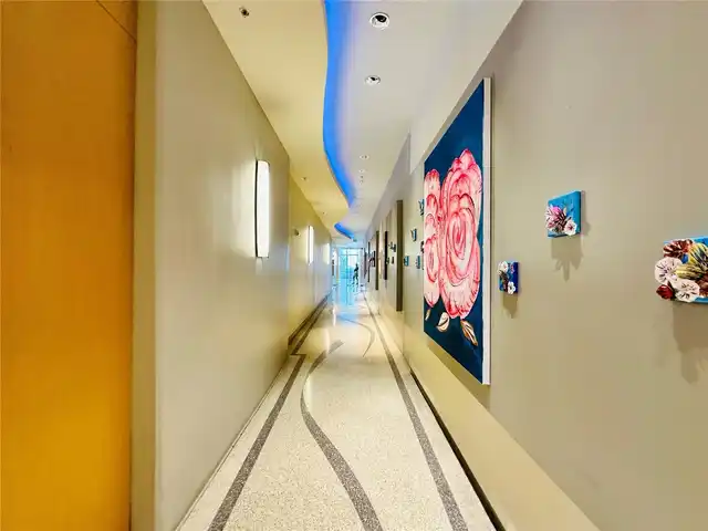 Listing Photo 11