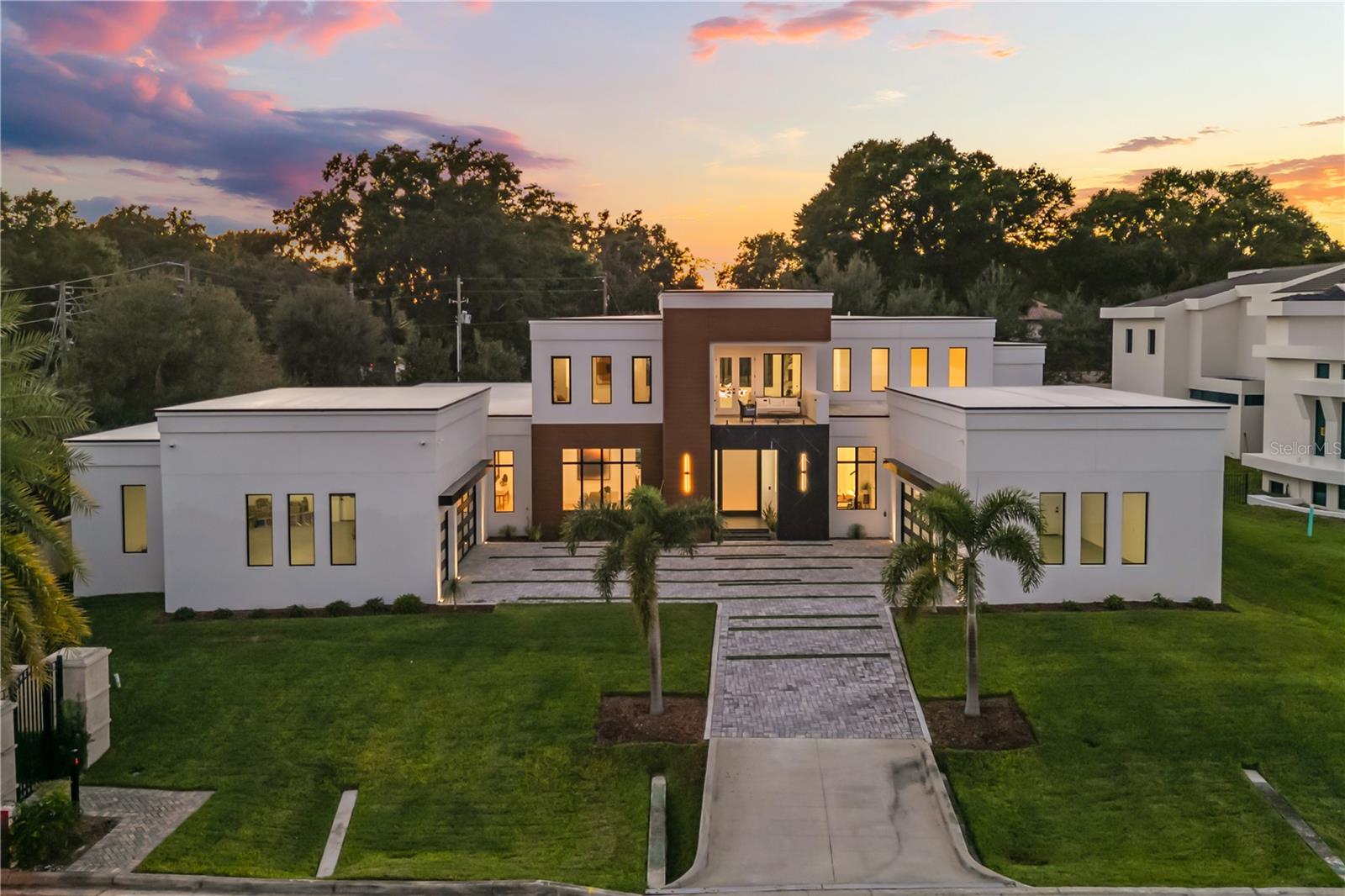 6BR, Home, 6BA, $5,499,999
Read More