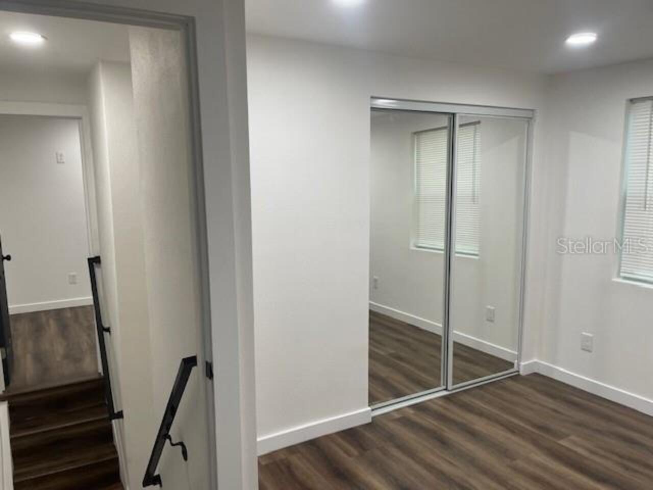 Listing Photo 11