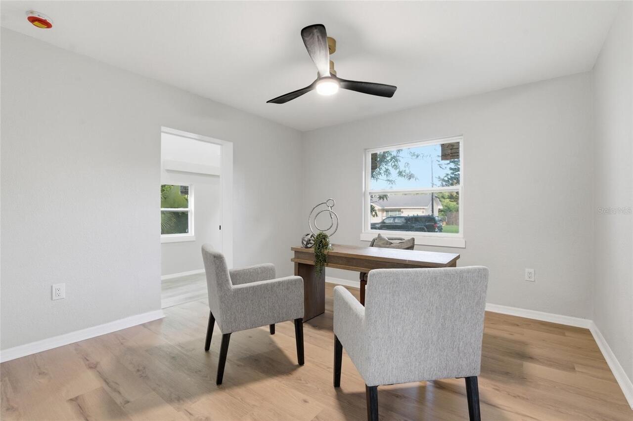 Listing Photo 11