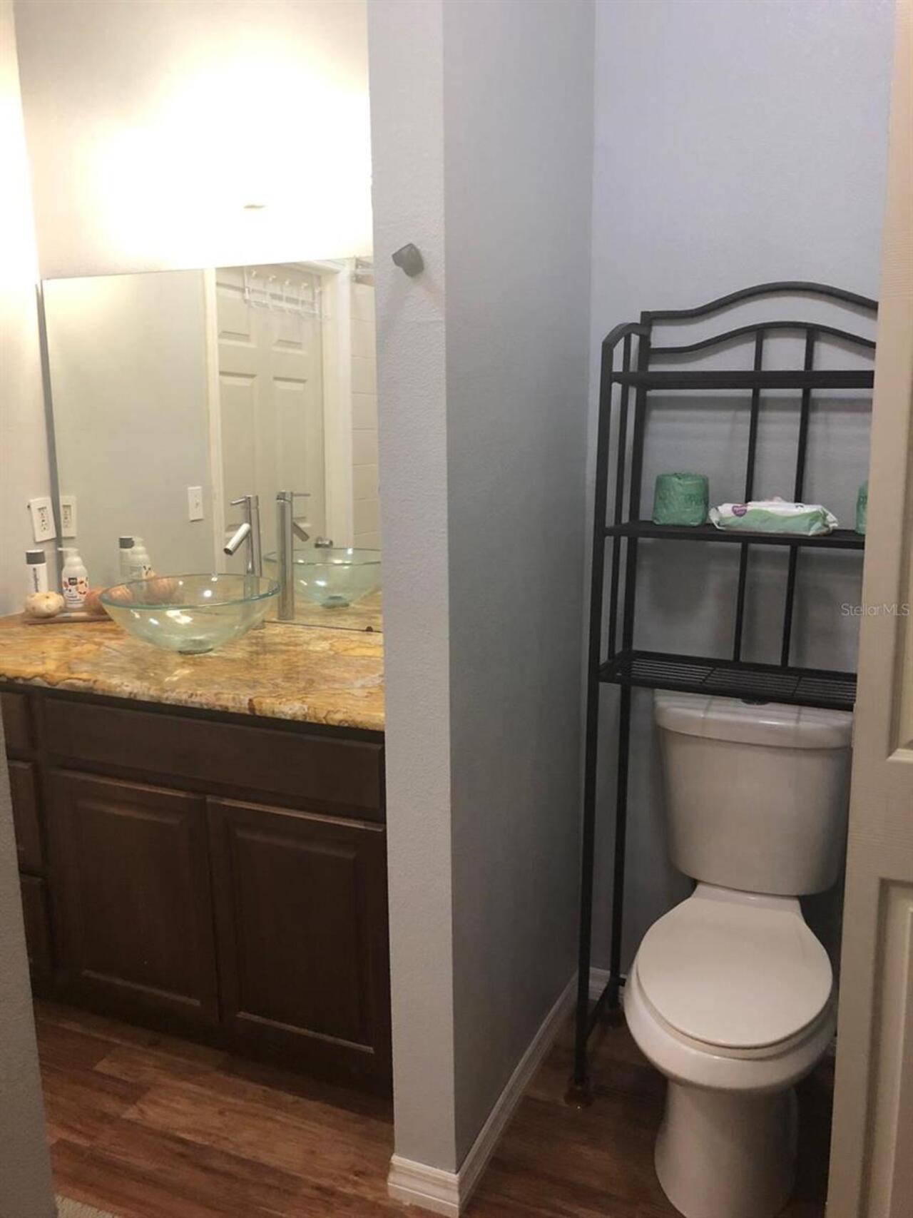 Listing Photo 9