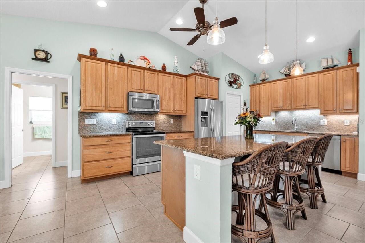 Listing Photo 14