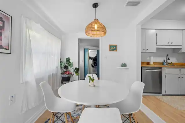 Listing Photo 16
