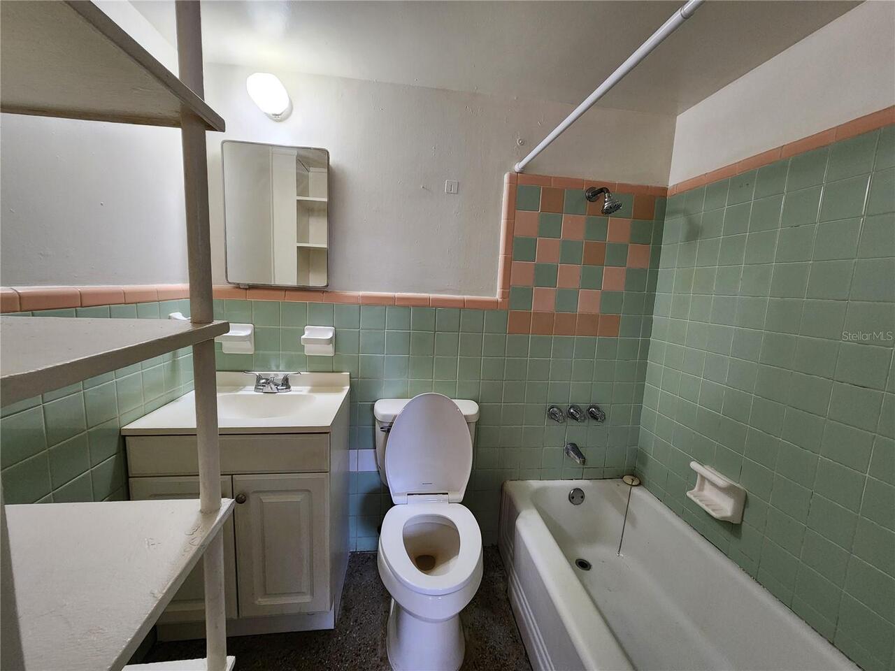 Listing Photo 11