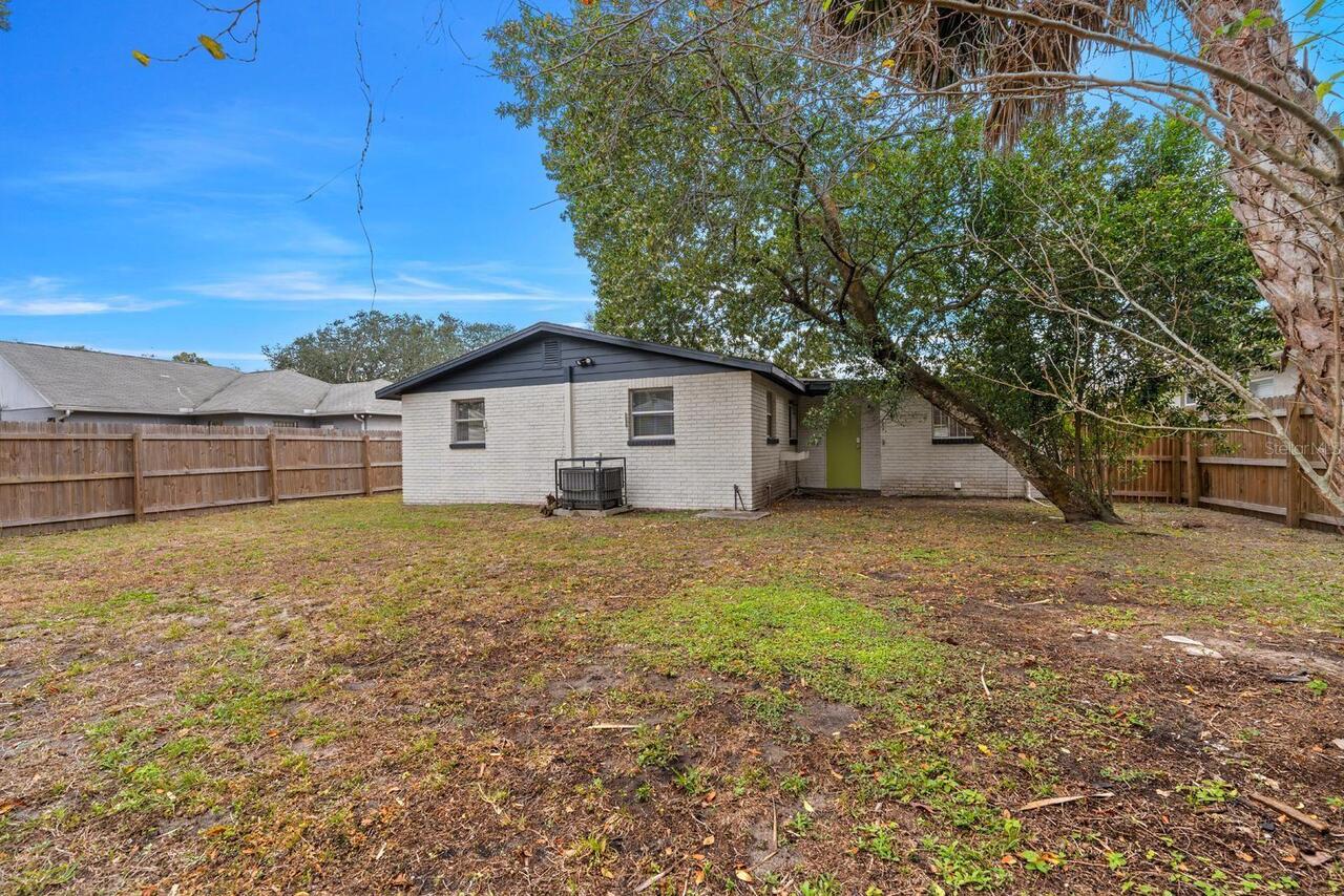 Listing Photo 19