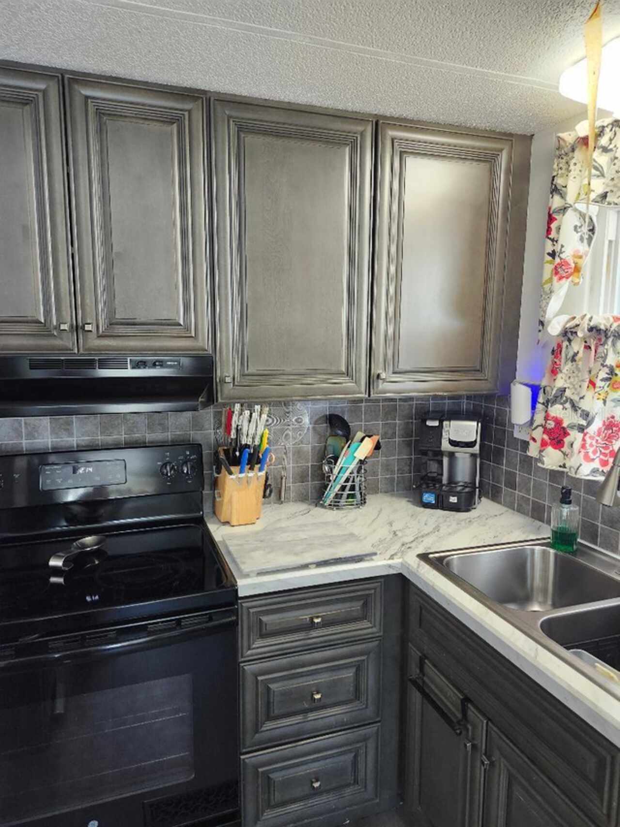 Listing Photo 9