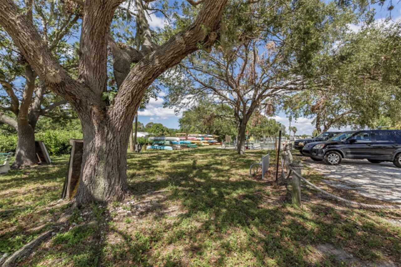 Listing Photo 43