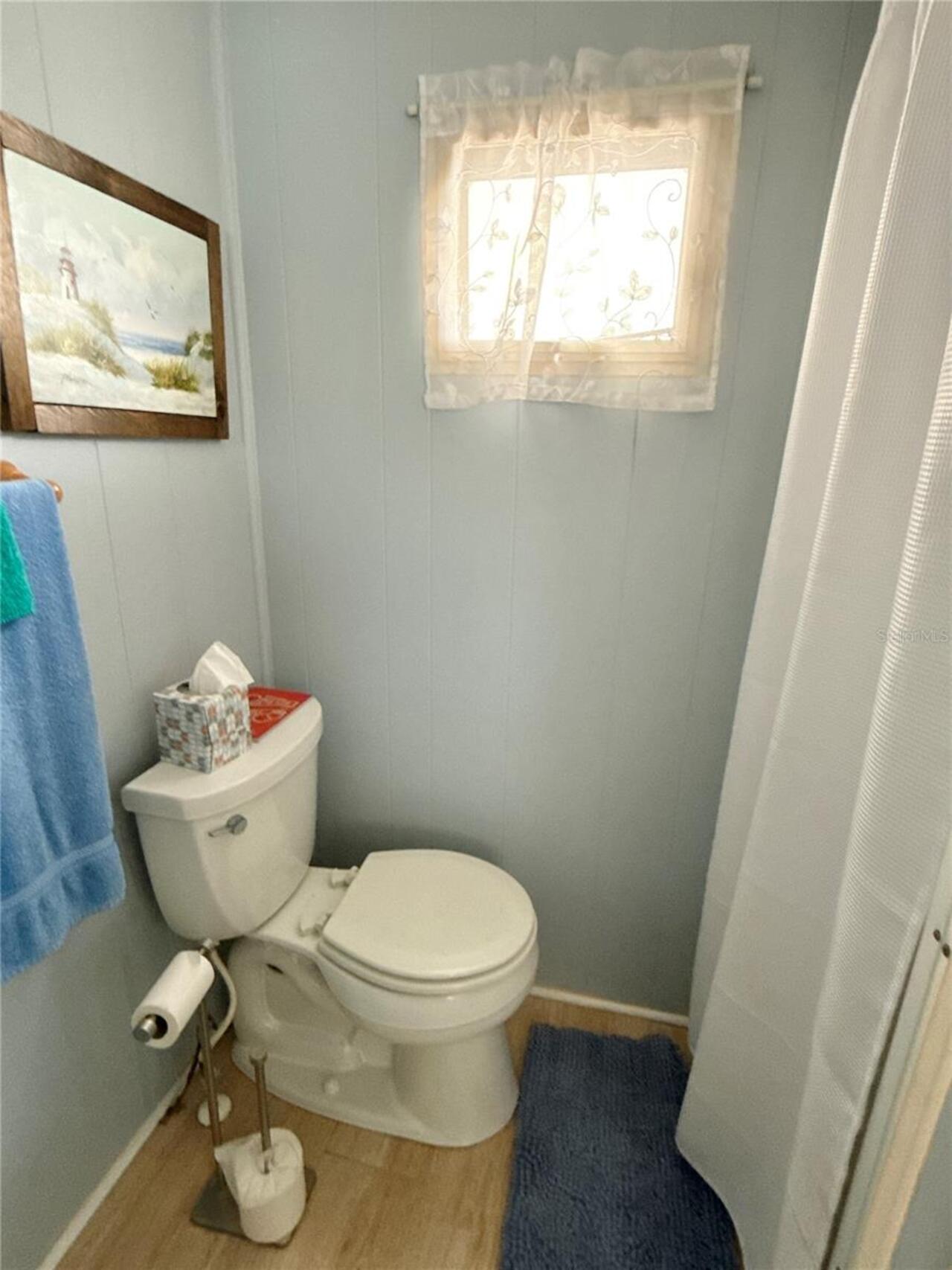 Listing Photo 10